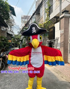 mascot thuyền trưởng cướp biển vẹt MOvenpick