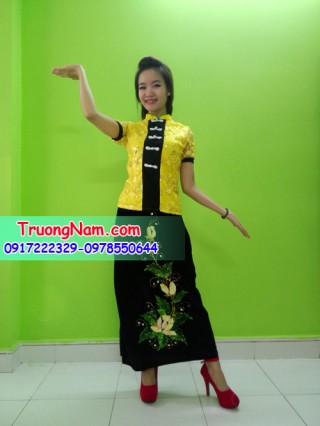 Trang-Phuc-Dan-Toc-TPTT018